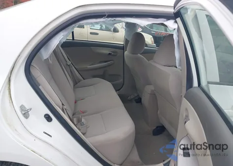 2010 Toyota Corolla Le z USA, uszkodzony, nr VIN JTDBU4EE4AJ068483